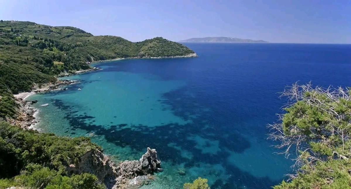 Appartamento Al Mare Порто Санто Стефано Екстериор снимка